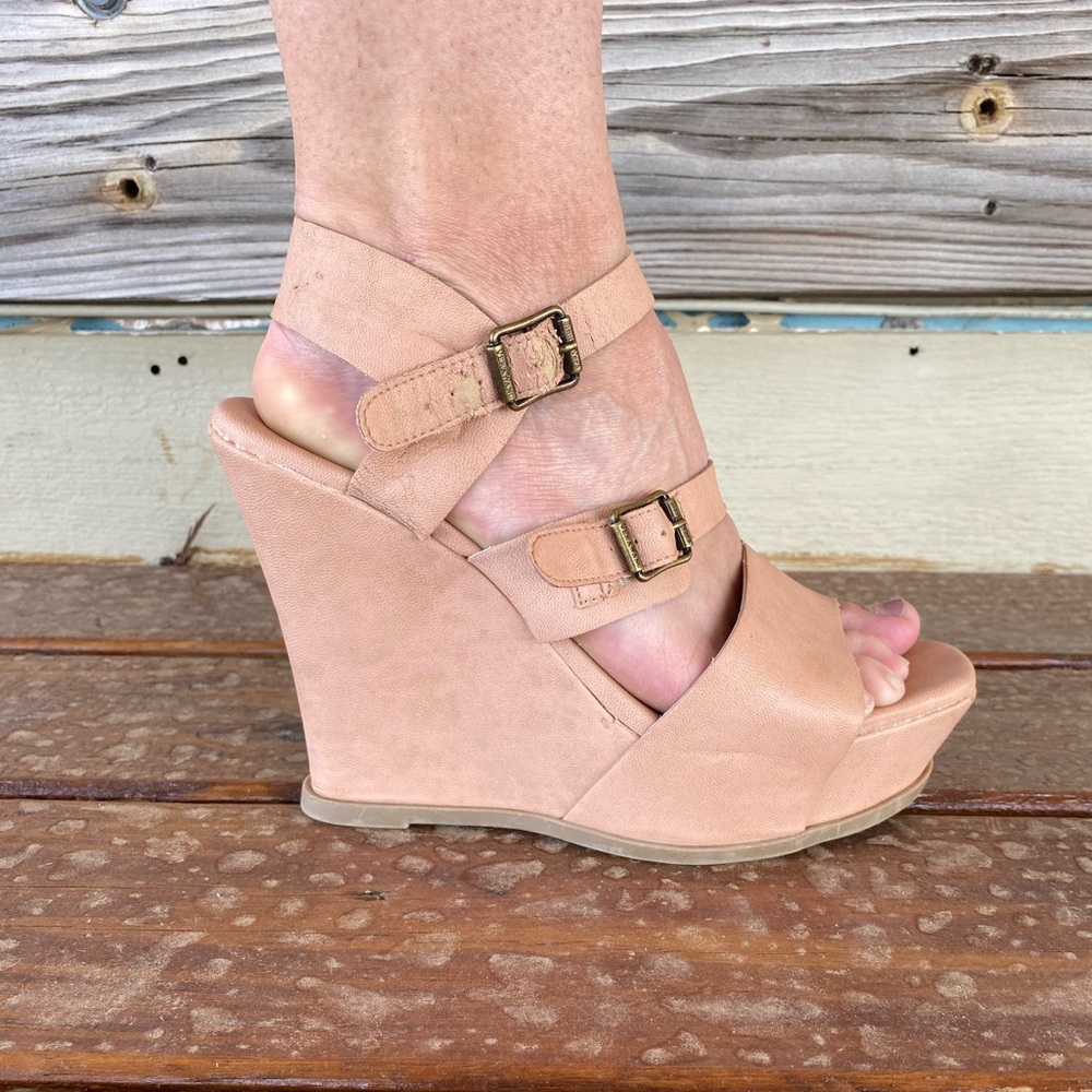 Simply Vera Vera Wang Open Toe Sandal Wedge